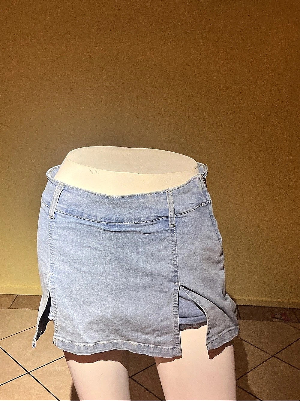 Love Tree Denim Mini Skirt in Blue